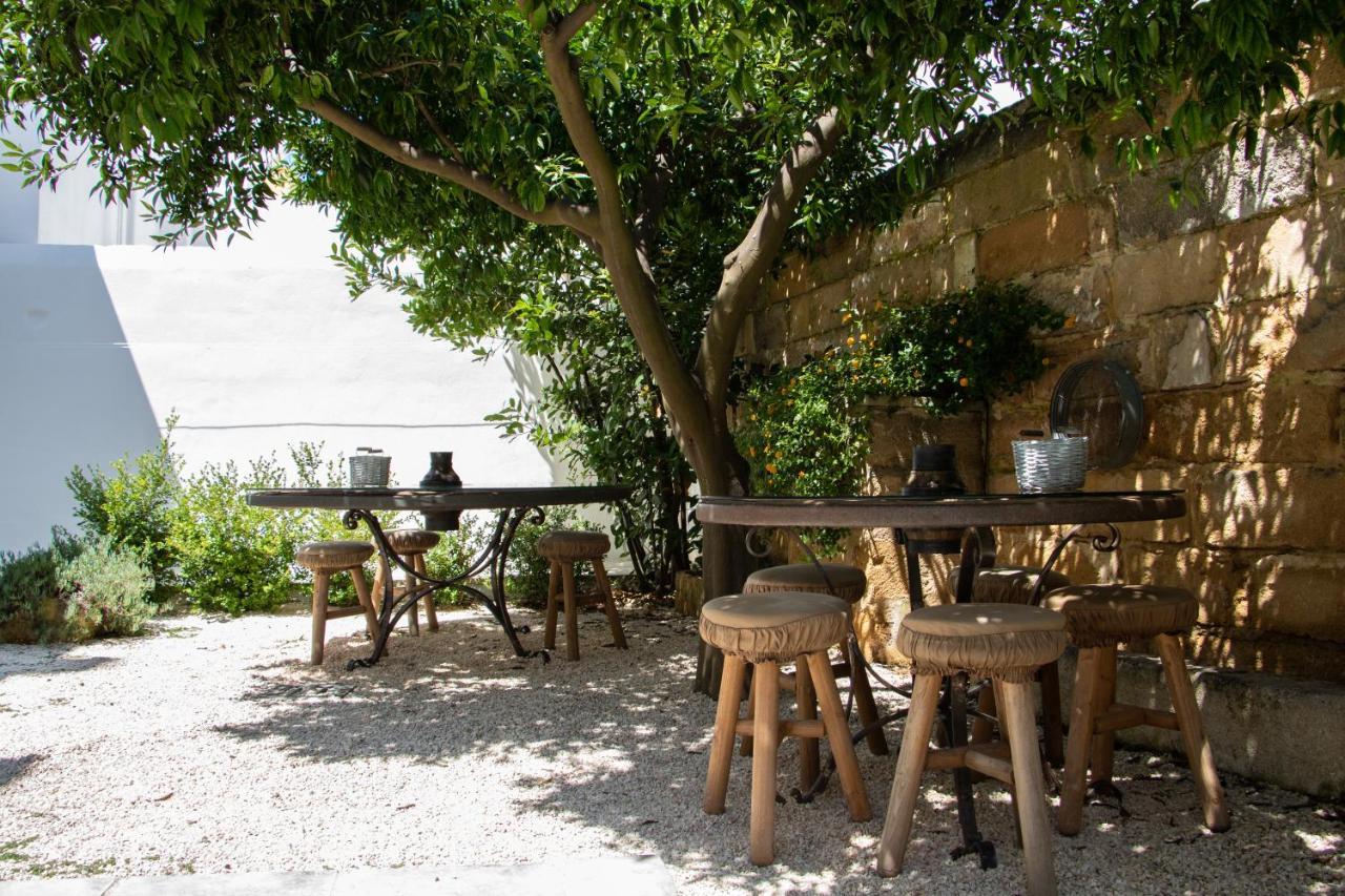 Bed and Breakfast Palazzo Castriota Alezio Exterior foto