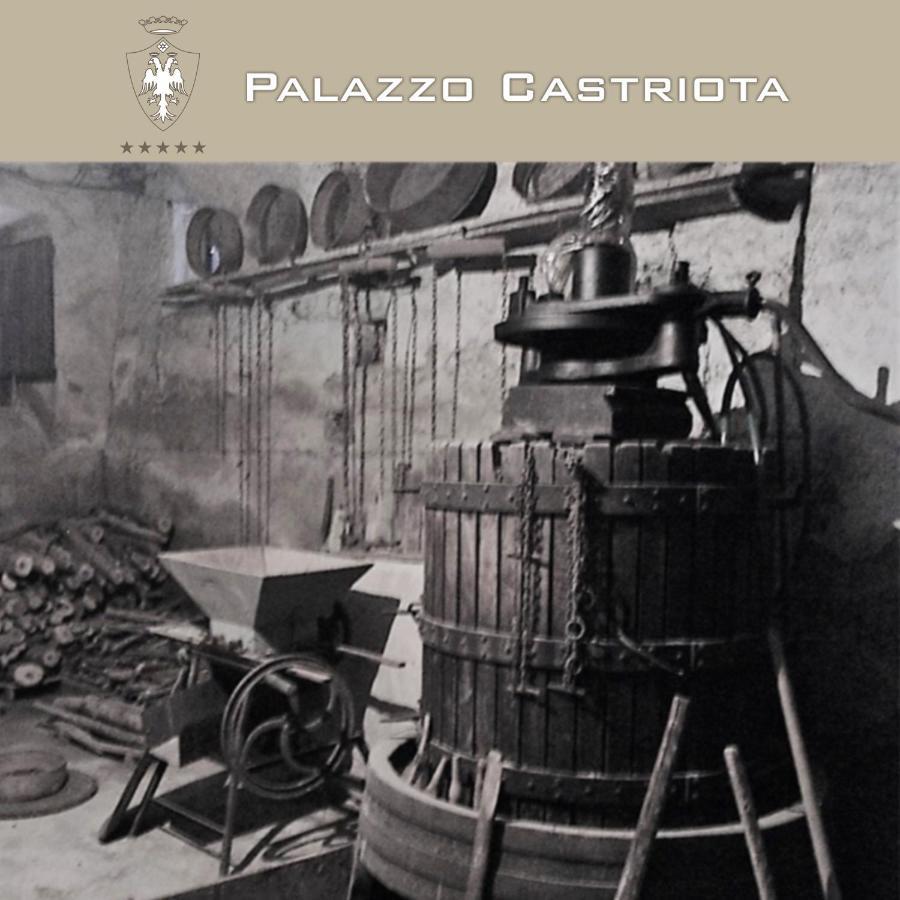 Bed and Breakfast Palazzo Castriota Alezio Exterior foto