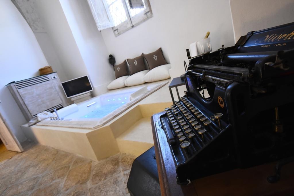 Bed and Breakfast Palazzo Castriota Alezio Exterior foto